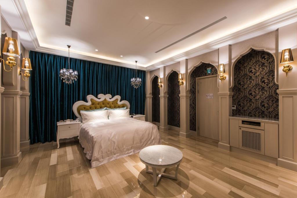 Green Palm Motel Юаньлинь Экстерьер фото