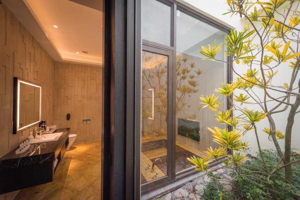 Green Palm Motel Юаньлинь Экстерьер фото