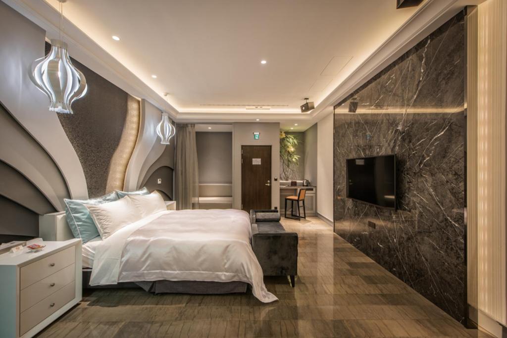 Green Palm Motel Юаньлинь Экстерьер фото